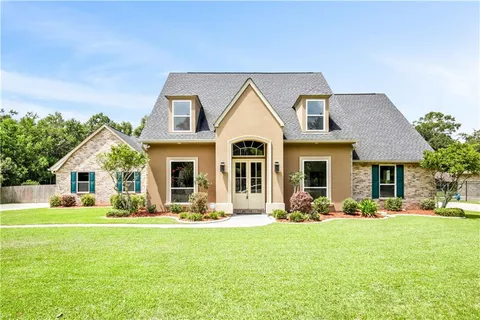 $500,000 | 196 Chantilly Loop, Pearl River, LA 70452