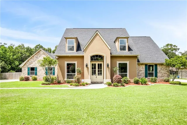 $500,000 | 196 Chantilly Loop, Pearl River, LA 70452