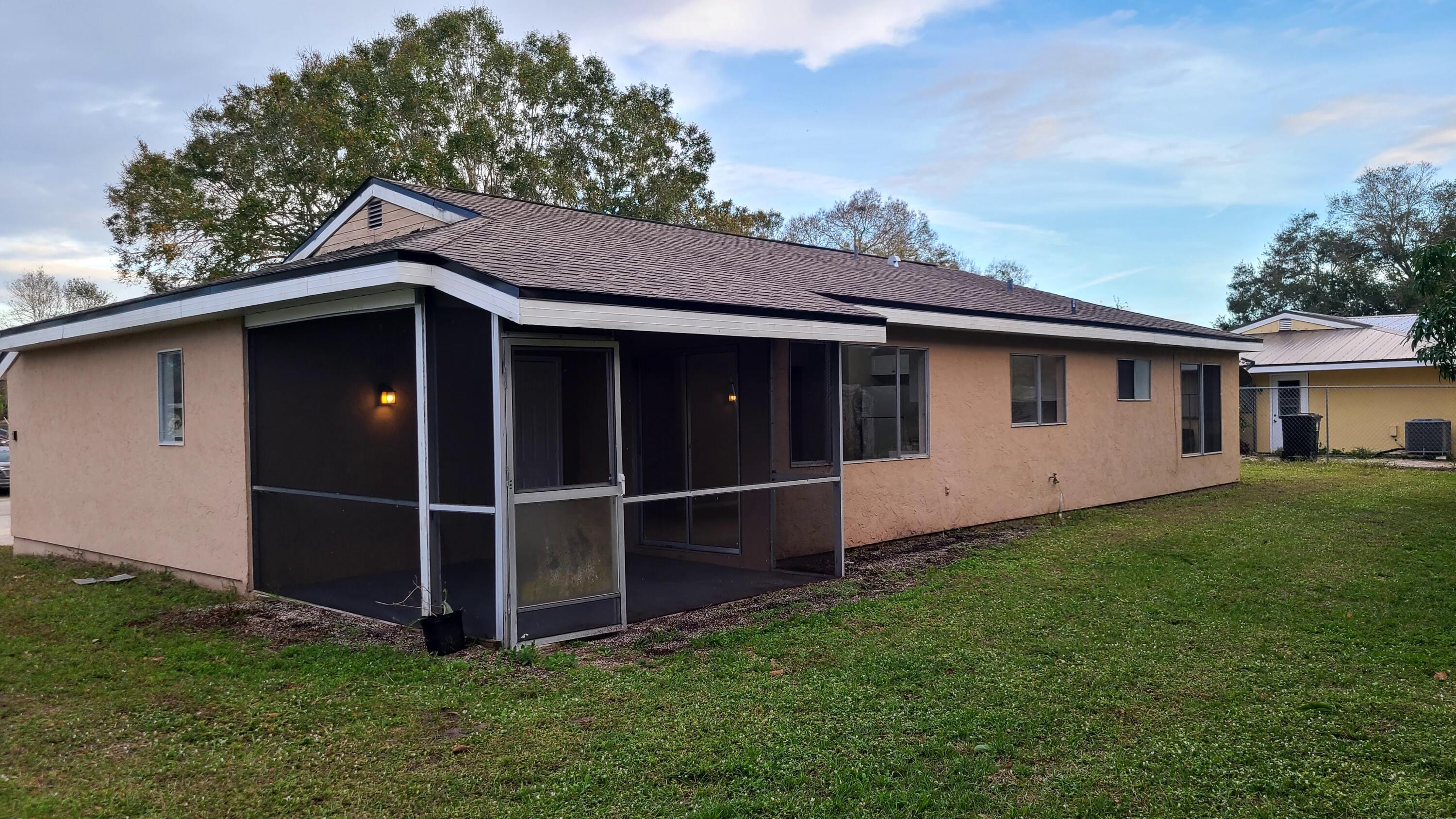 362 Southwest Cherryhill Road Port St. Lucie, FL 34953 - Photo 18 of 20 20240112_170109