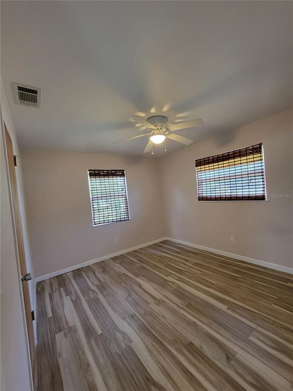250 37th Street North St. Petersburg, FL 33713 - Photo 6 of 16 a view of an empty room with a window