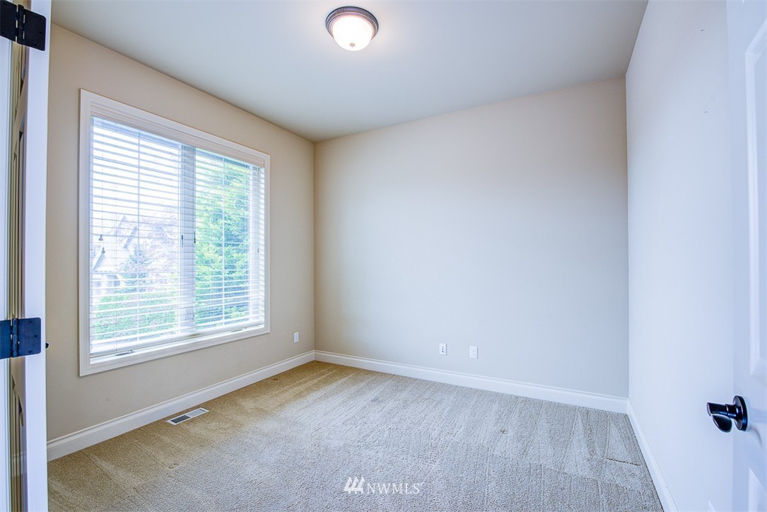 20200 86th Place Northeast Bothell, WA 98011 - Photo 6 of 23
