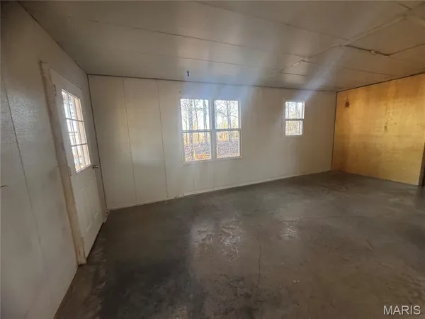 $180,000 | 42850 Maries Road 638, Dixon, MO 65459