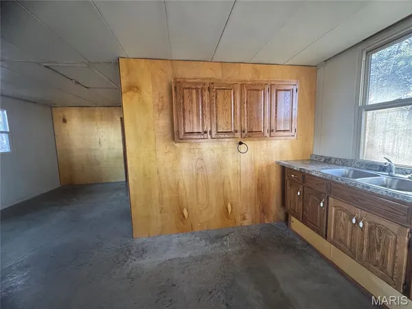 $180,000 | 42850 Maries Road 638, Dixon, MO 65459