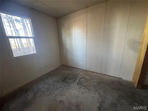 $180,000 | 42850 Maries Road 638, Dixon, MO 65459