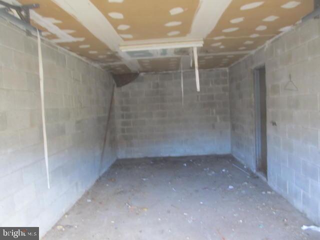 215 Andrew Road Coatesville, PA 19320 - Photo 7 of 8 a view of a room