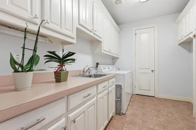 $1,399,000 | 5917 Davenhill Court, Plano, TX 75093