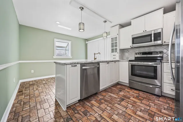 $3,000 | 33 Harland Avenue, Waterbury, CT 06705