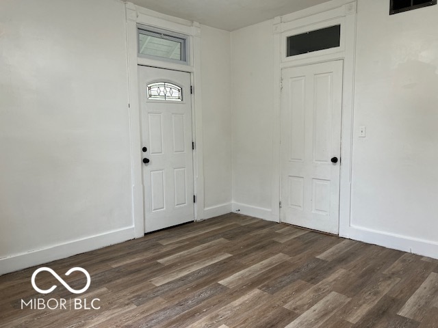 83 East Walnut Street Fountaintown, IN 46130 - Photo 5 of 57