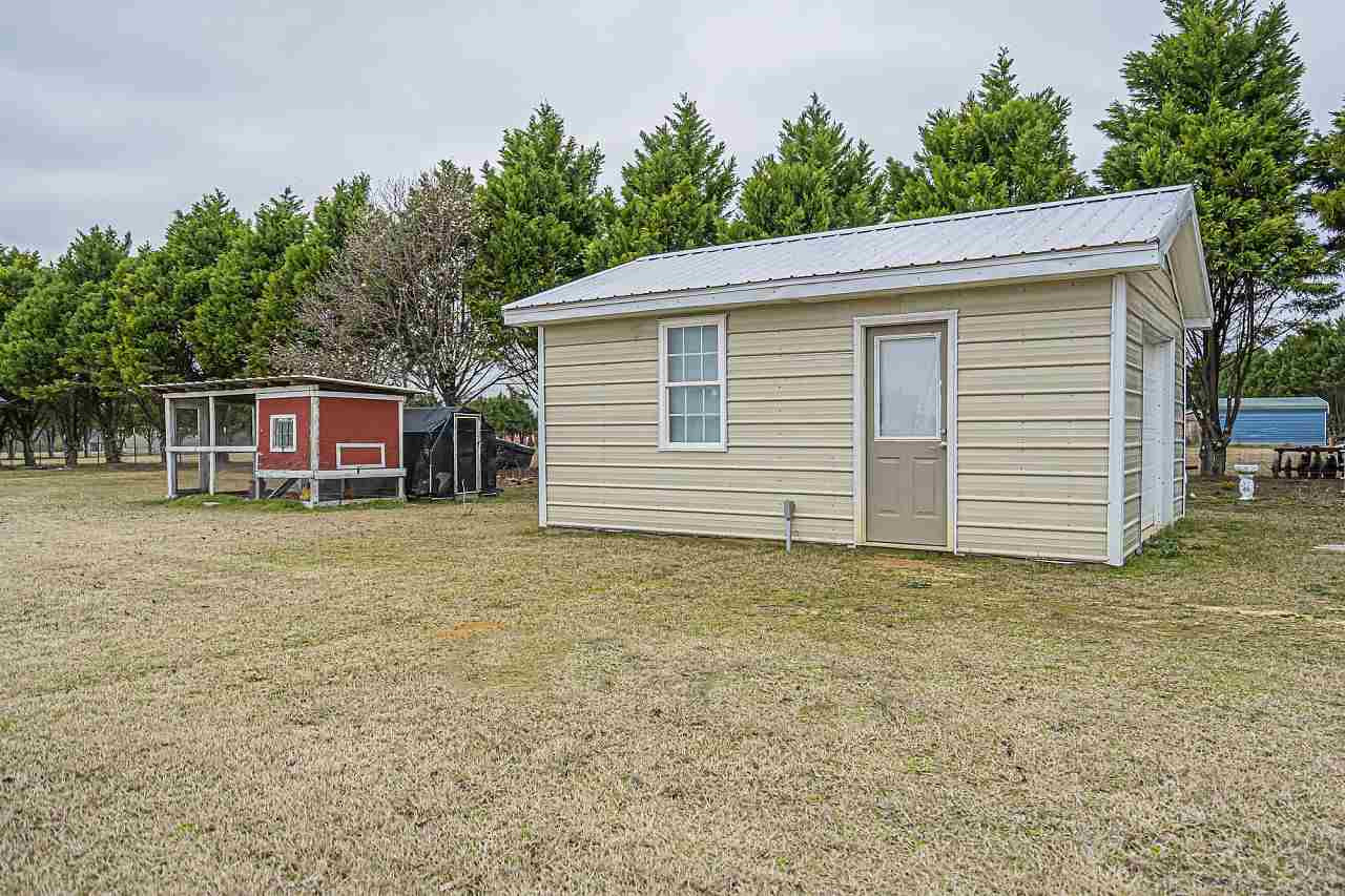 1300 Denning Road Benson, NC 27504 - Photo 5 of 30 Photo 5