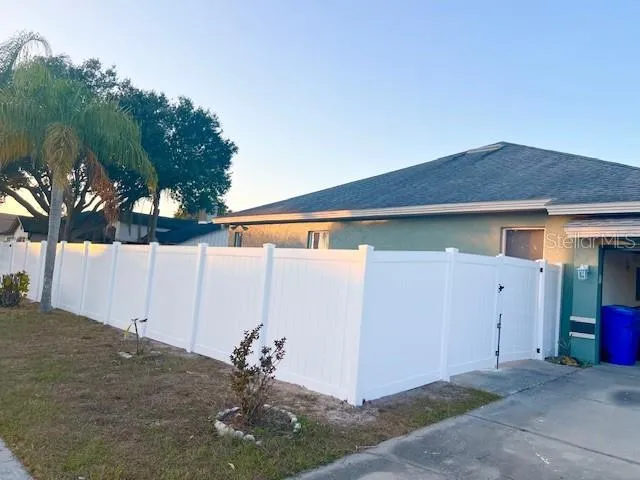 $2,400 | 10223 Tarragon Drive, Riverview, FL 33569