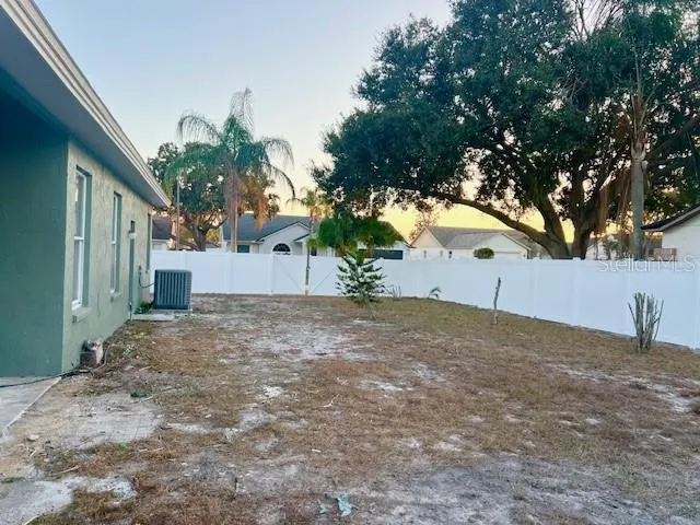 $2,400 | 10223 Tarragon Drive, Riverview, FL 33569