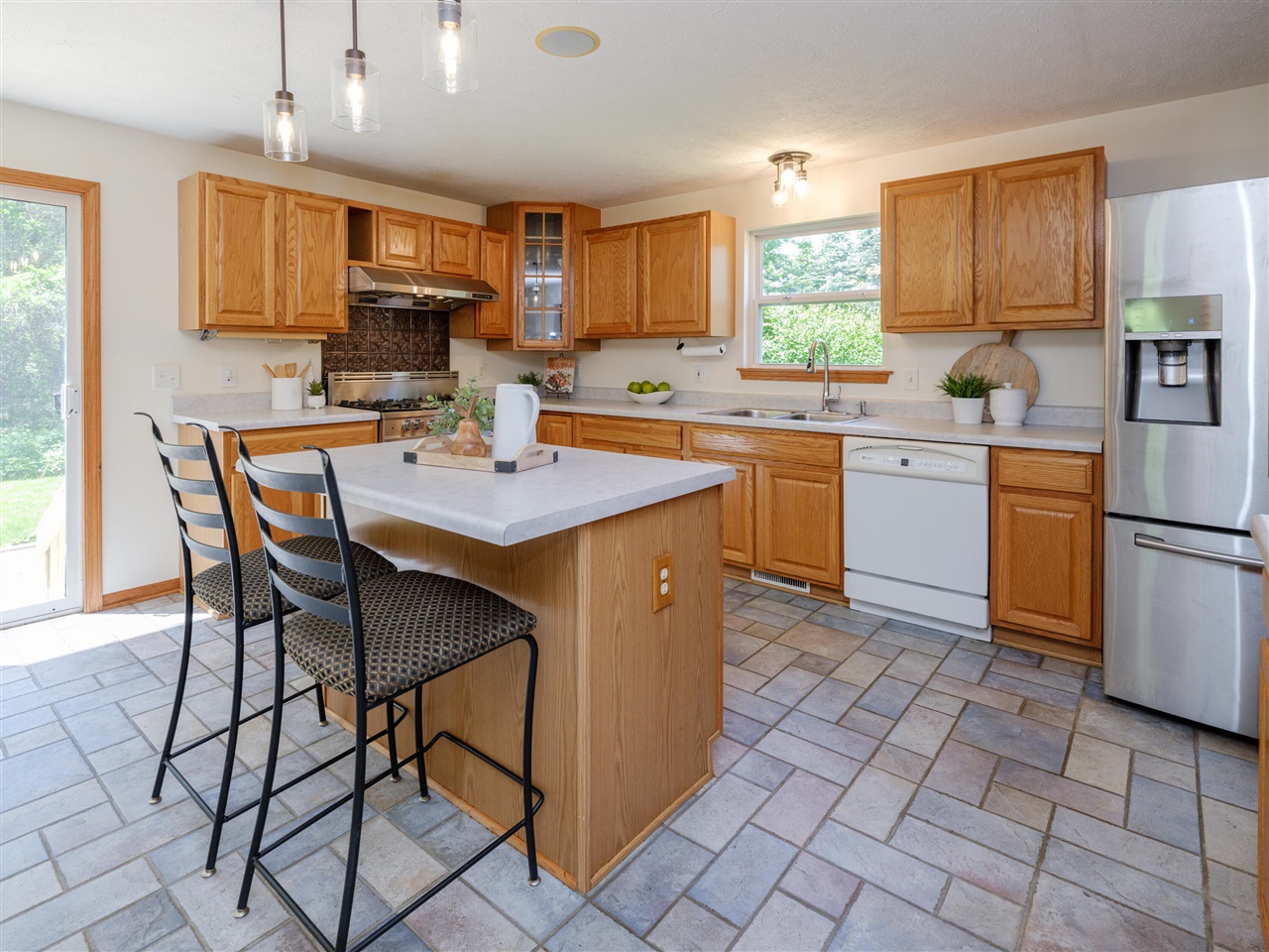 1042 Hunter Ridge Battle Creek, MI 49017 - Photo 9 of 50