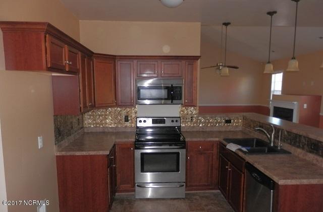 407 Inverness Drive Hubert, NC 28539 - Photo 5 of 17 PC070008