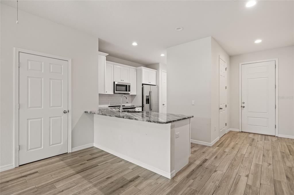 1950 Lake Ridge Boulevard Clearwater, FL 33763 - Photo 17 of 55