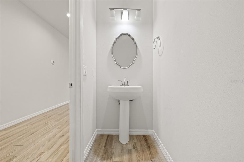 1950 Lake Ridge Boulevard Clearwater, FL 33763 - Photo 37 of 55