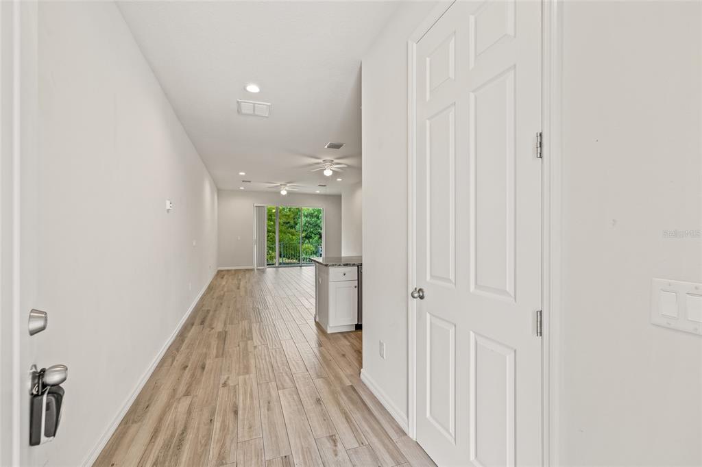 1950 Lake Ridge Boulevard Clearwater, FL 33763 - Photo 6 of 55