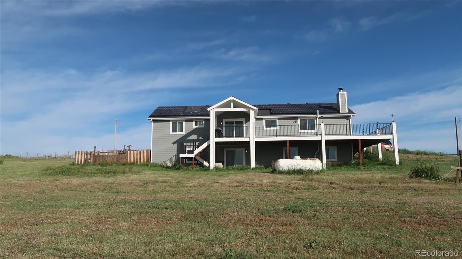 8979 Lariat Loop Elizabeth, CO 80107 - Photo 2 of 25 Gallery Image 2