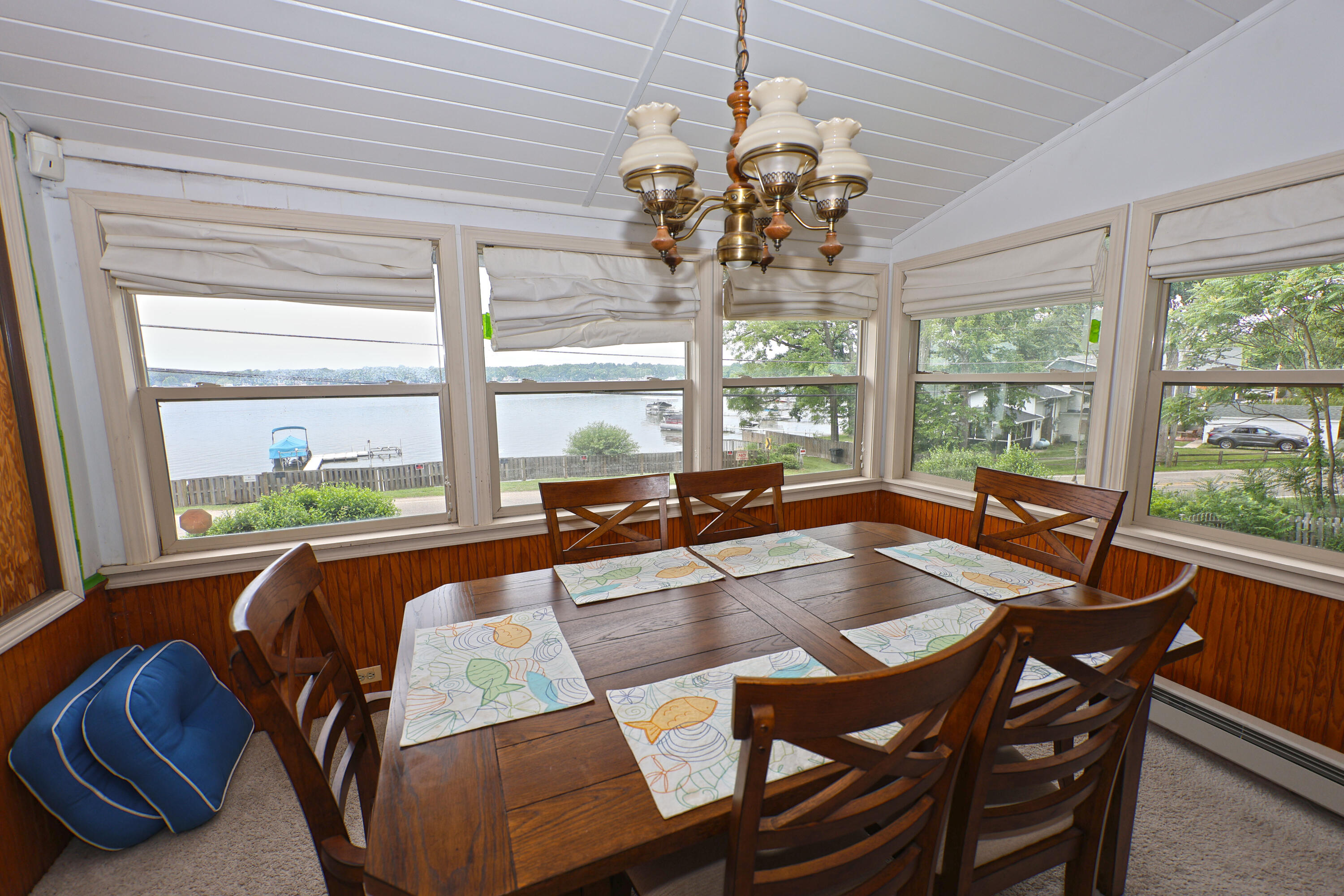 54891 Indian Lake Road Dowagiac, MI 49047 - Photo 14 of 39 Dining Area.