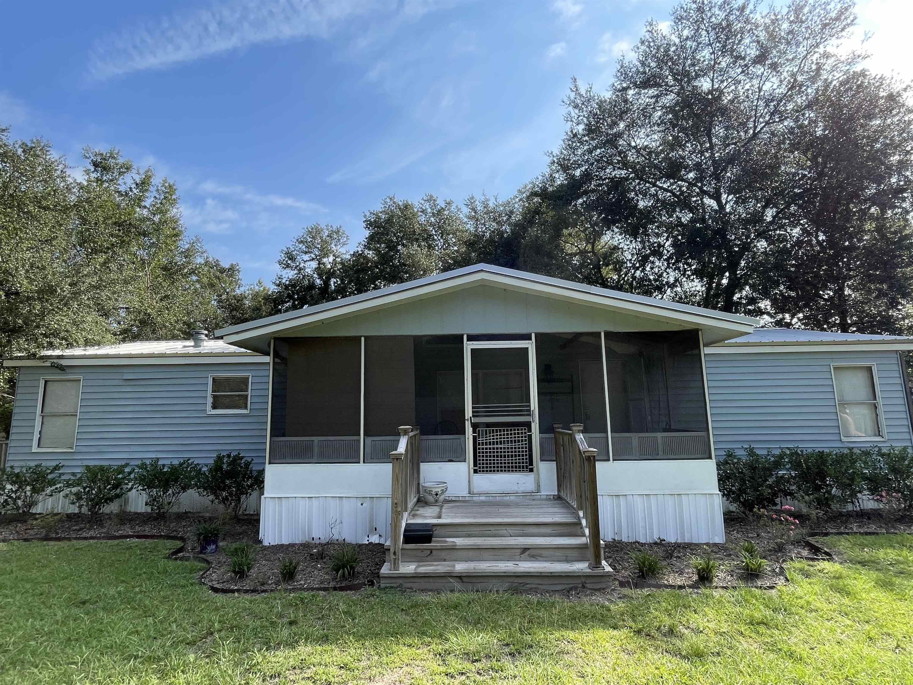 282 Northeast Paw Paw Street Pinetta, FL 32350 - Photo 9 of 50 Gallery Image 9
