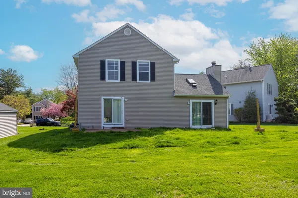 $550,000 | 14 South Ascot Court, Newtown, PA 18940