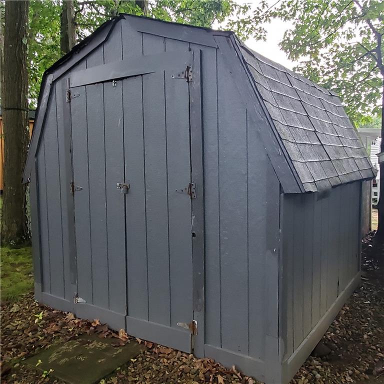 608 Amy Lane Butler, PA 16001 - Photo 17 of 18