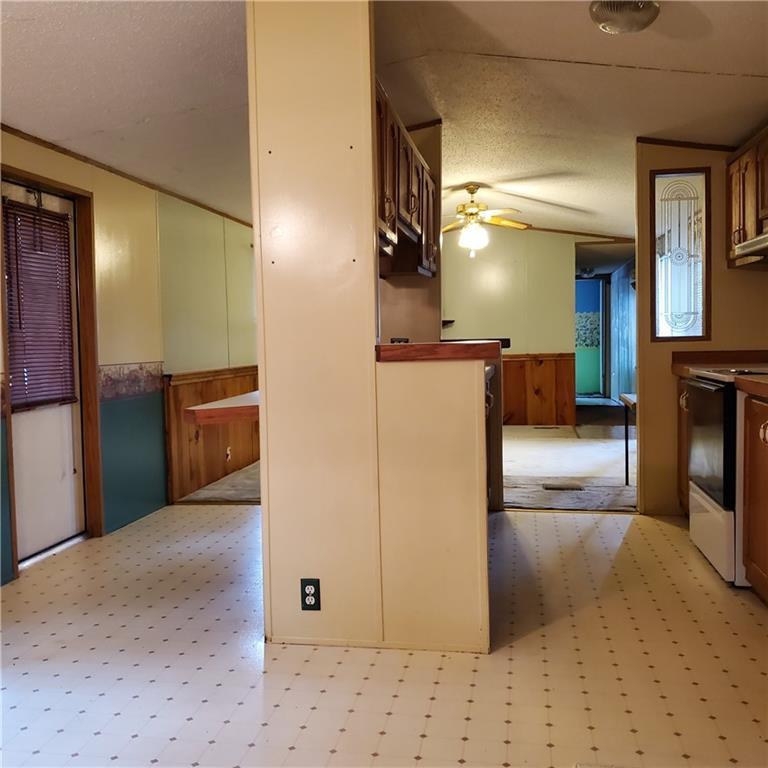 608 Amy Lane Butler, PA 16001 - Photo 7 of 18 a view of kitchen