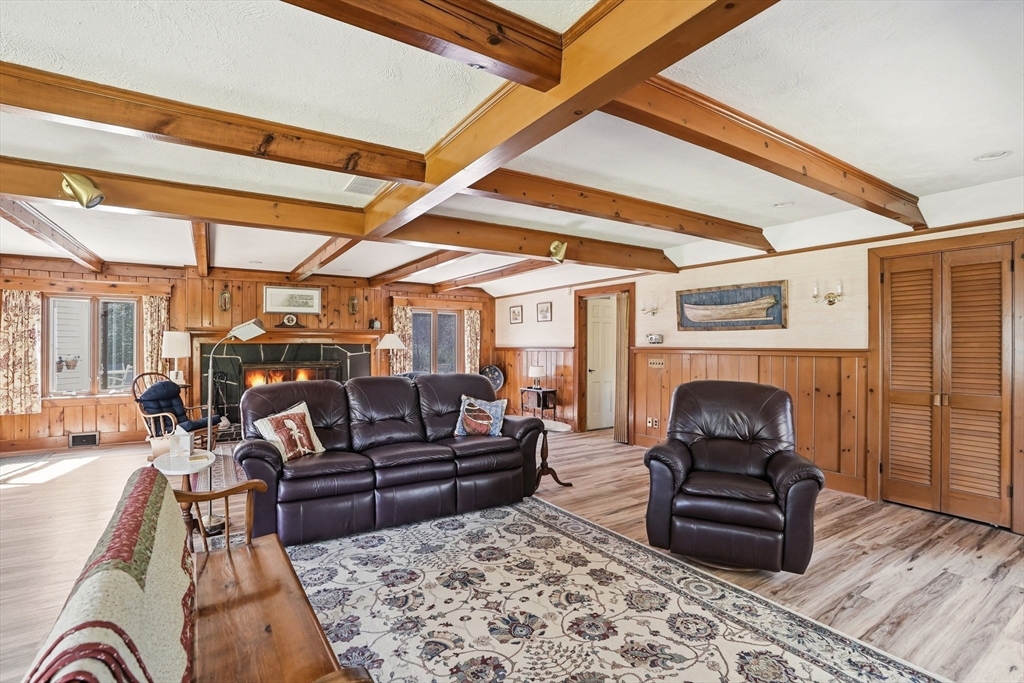 234 Converse Road Marion, MA 02738 - Photo 9 of 42