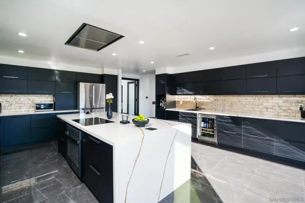 $1,895,000 | 1517 Shields Avenue, Encinitas, CA 92024