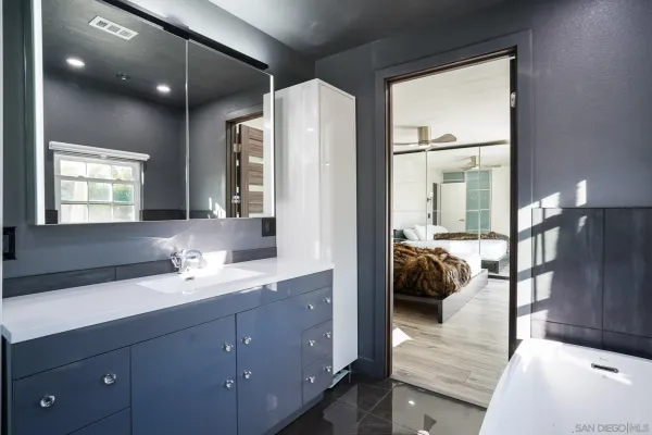 $1,895,000 | 1517 Shields Avenue, Encinitas, CA 92024