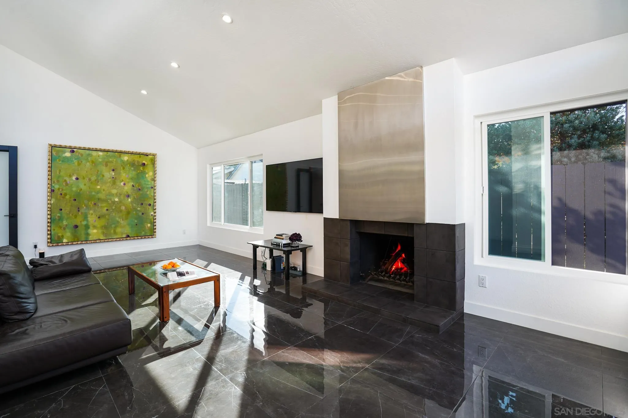 1517 Shields Avenue Encinitas, CA 92024 - Photo 5 of 37