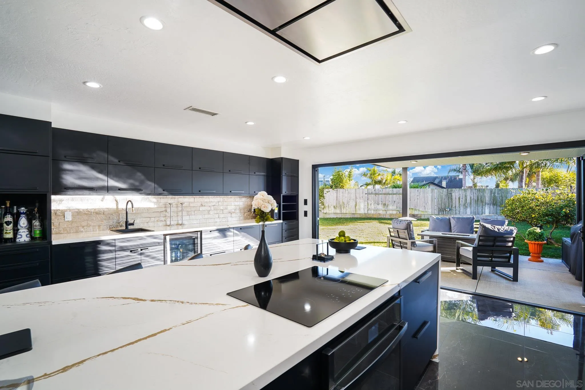 1517 Shields Avenue Encinitas, CA 92024 - Photo 8 of 37