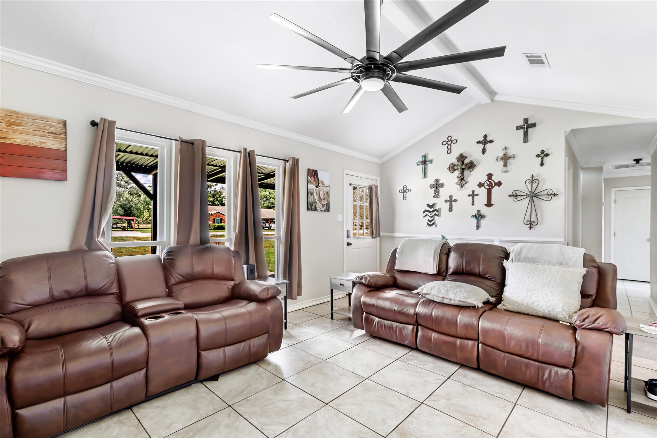 15816 Ramsey Road Crosby, TX 77532 - Photo 17 of 24 a living room with furniture and a large window