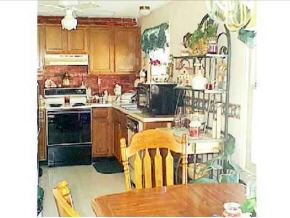 18 B Richardson Road, Unit 18 Derry, NH 03038 - Photo 3 of 7