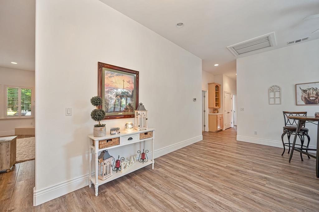 15084 Rio Circle Rancho Murieta, CA 95683 - Photo 9 of 51