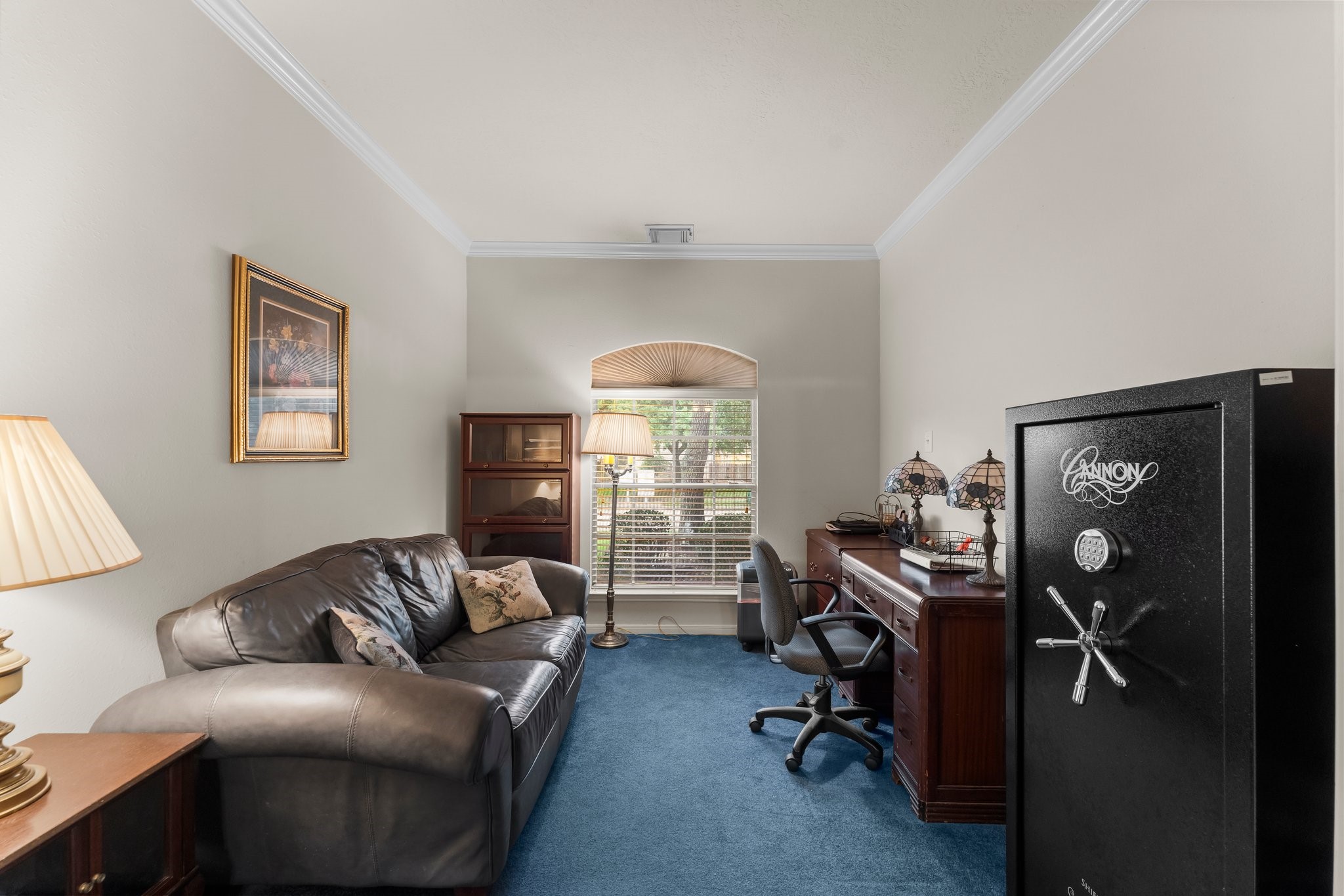 4210 Rainfall Drive Pasadena, TX 77505 - Photo 22 of 46 a living room with furniture and a window