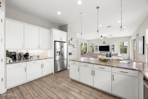 $950,000 | 6504 East Rose Marie Lane, Phoenix, AZ 85054