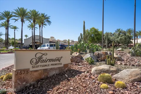 $899,999 | 6504 East Rose Marie Lane, Phoenix, AZ 85054