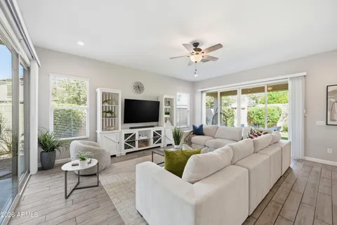 $899,999 | 6504 East Rose Marie Lane, Phoenix, AZ 85054