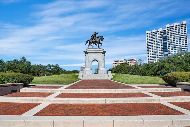 $1,800,000 | 5317 Cherokee Street, Houston, TX 77005