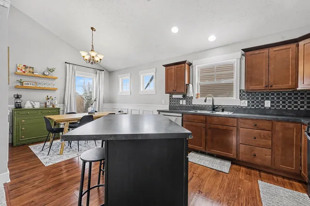 $349,900 | 5090 Alyssum Drive Southeast, Kentwood, MI 49512