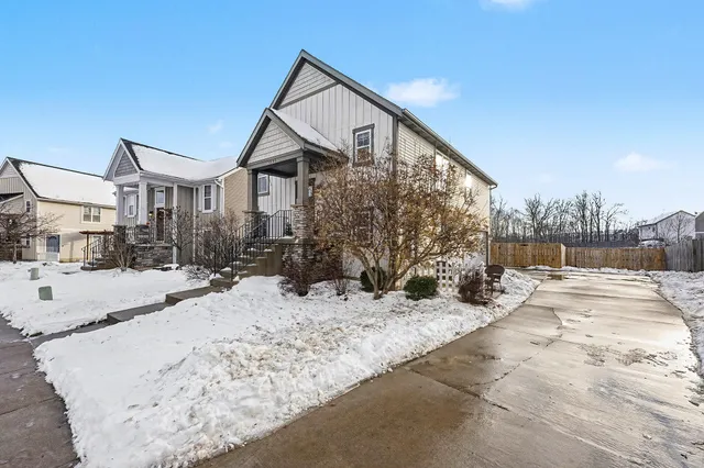 $349,900 | 5090 Alyssum Drive Southeast, Kentwood, MI 49512