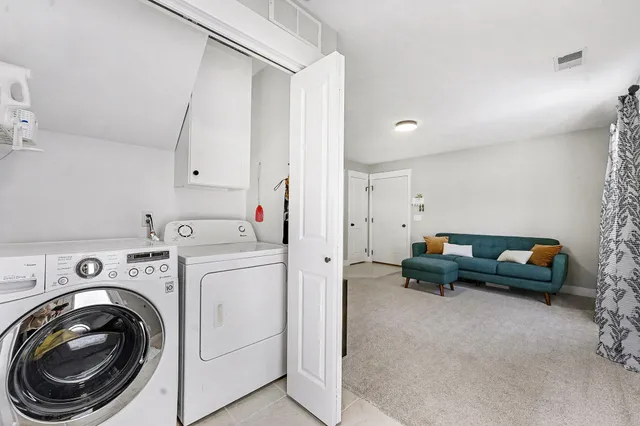 $349,900 | 5090 Alyssum Drive Southeast, Kentwood, MI 49512