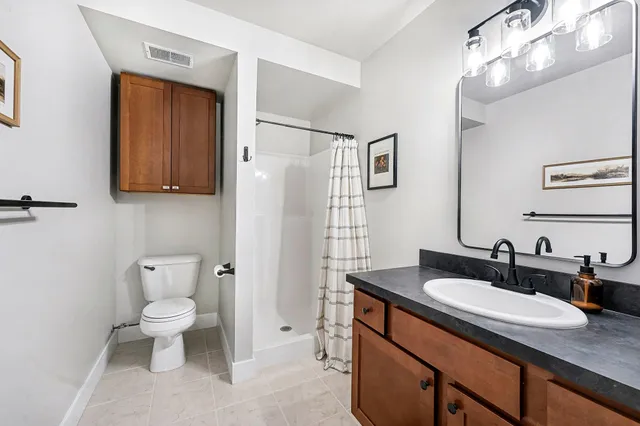 $349,900 | 5090 Alyssum Drive Southeast, Kentwood, MI 49512