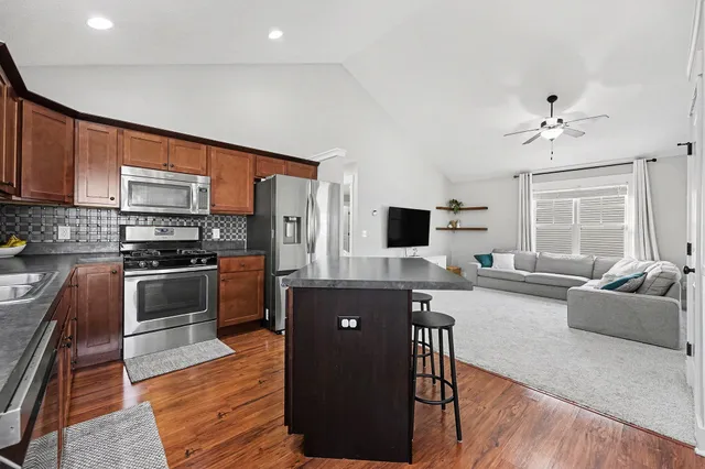 $349,900 | 5090 Alyssum Drive Southeast, Kentwood, MI 49512