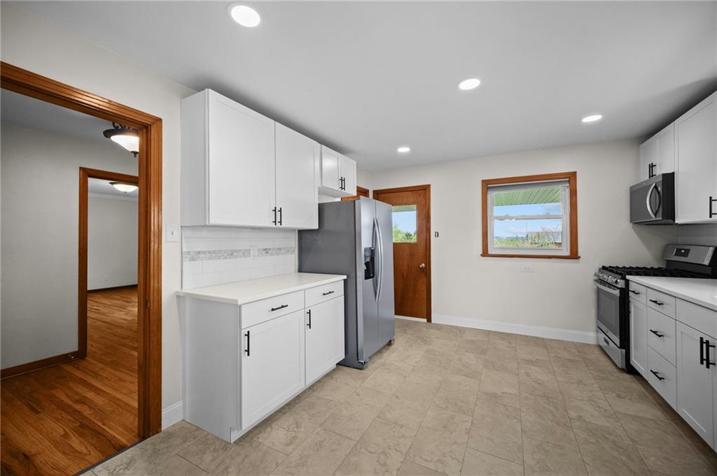 68 Herbst Road Coraopolis, PA 15108 - Photo 17 of 42