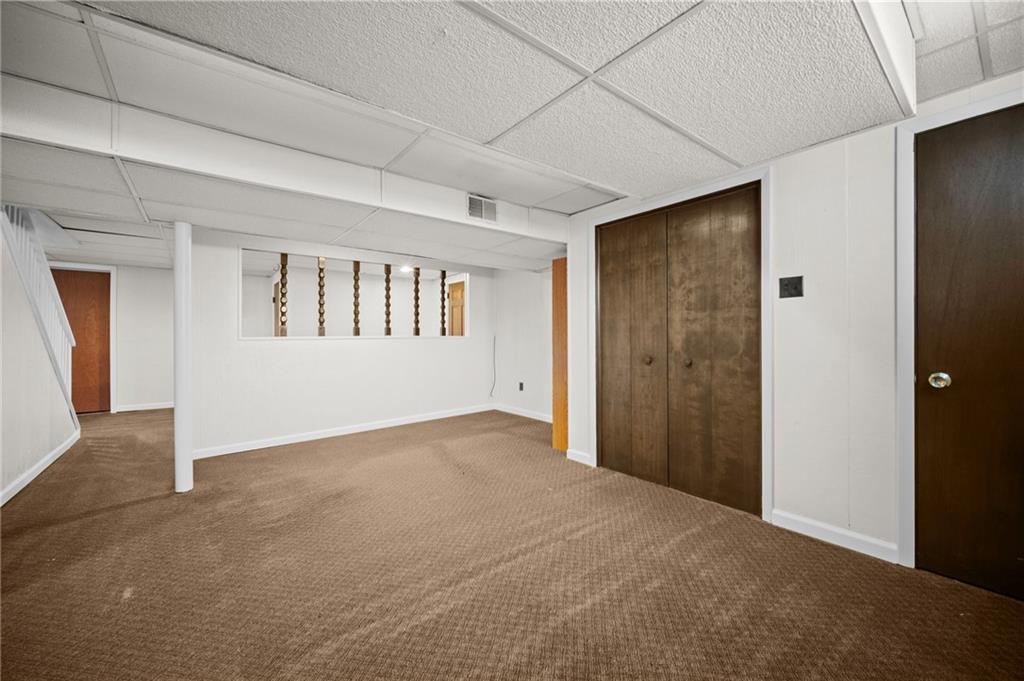 68 Herbst Road Coraopolis, PA 15108 - Photo 34 of 42