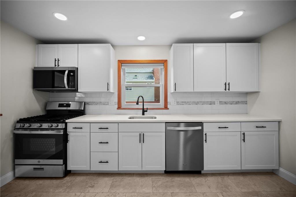 68 Herbst Road Coraopolis, PA 15108 - Photo 9 of 42