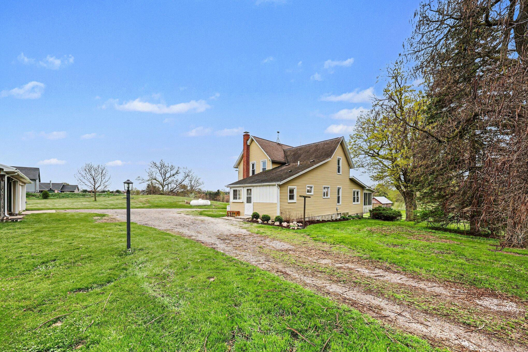 5965 Kothe Road Manchester, MI 48158 - Photo 3 of 37 003_file_8067