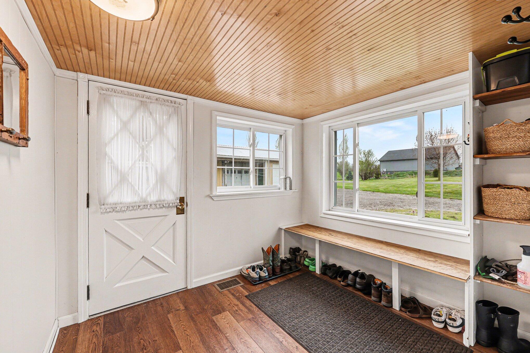 5965 Kothe Road Manchester, MI 48158 - Photo 4 of 37 004_file_2901