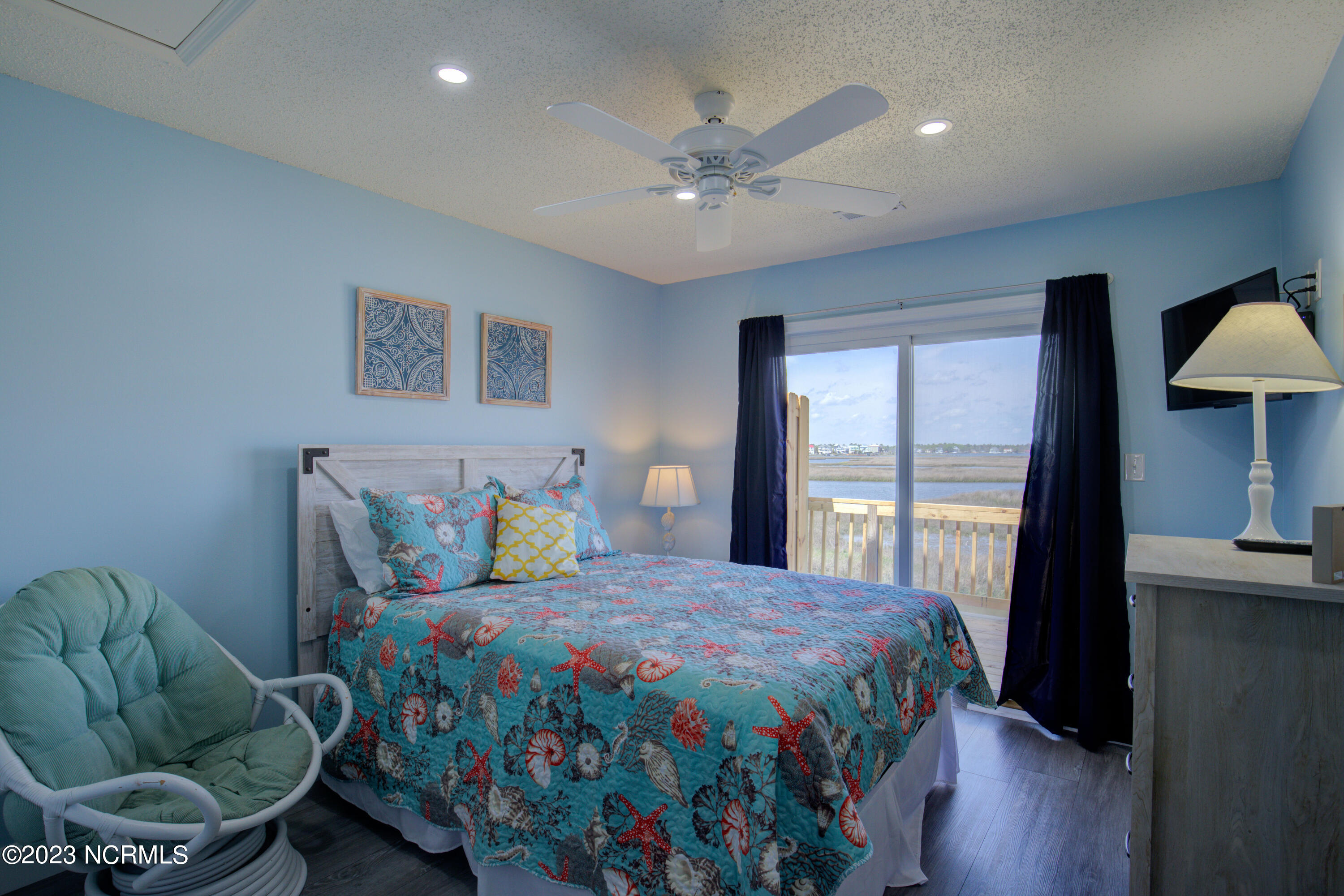 1883 New River Inlet Road North Topsail Beach, NC 28460 - Photo 23 of 28 1883 NRIR - interiors_30